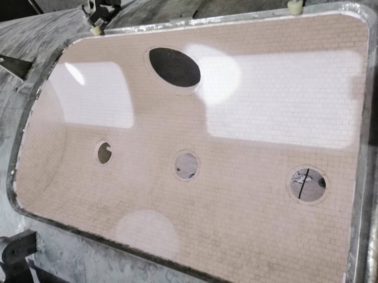 耐磨陶瓷在鋰電材料混合機內的應用